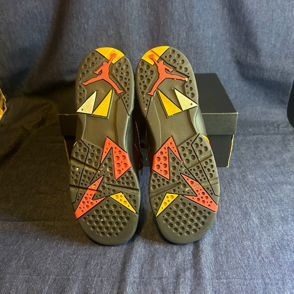 Jordan 6 - Picture 3 of 4